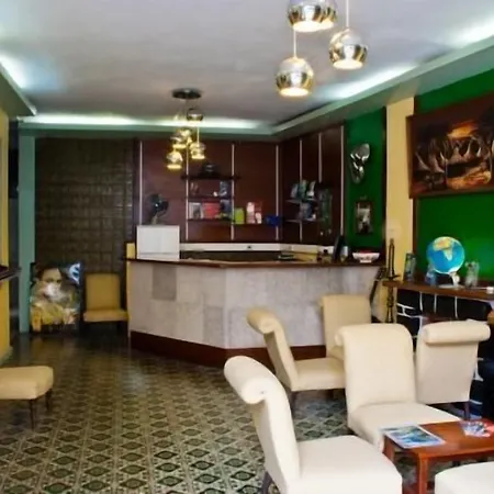 Residencial Monaco Pensjonat 2*