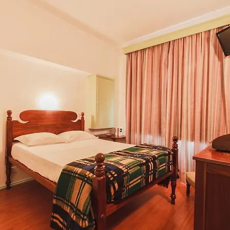 Residencial Monaco Gasthof 2*