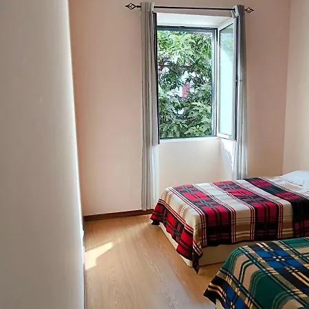 Pensión Residencial Monaco 2*