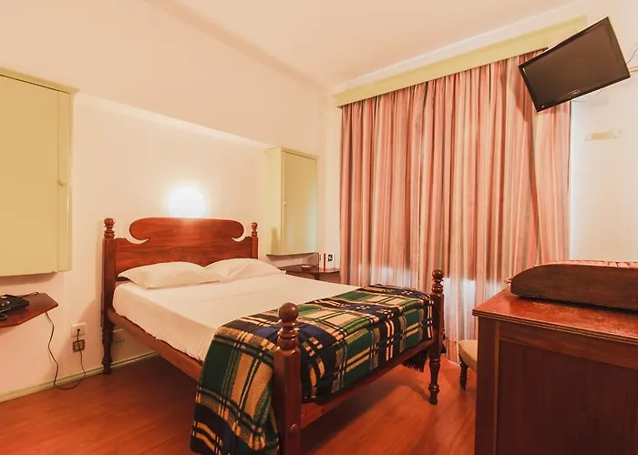 Residencial Monaco بيت ضيافة 2*