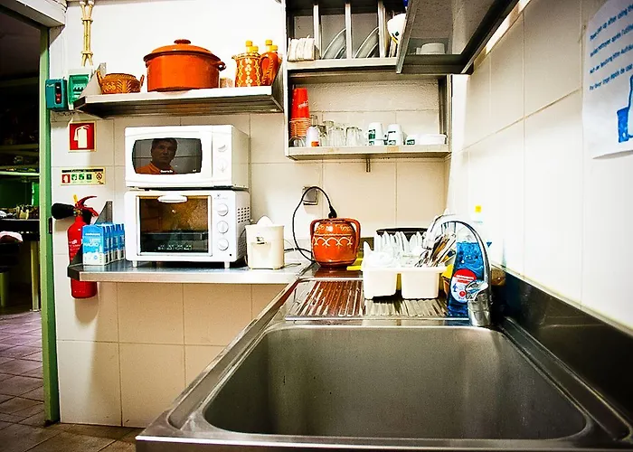 Residencial Monaco بيت ضيافة 2*