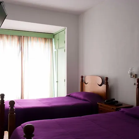 Konukevi Residencial Monaco Funchal