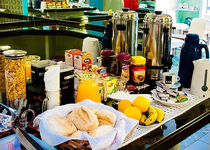 Konukevi Residencial Monaco Funchal